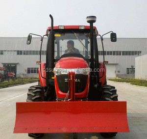 Tracteur YTO YTO <span class=keywords><strong>704</strong></span> avec équipements Chargeur frontal, pelle rétrocaveuse, grue à remorque à bois, lame de bulldozer - Product Image 1