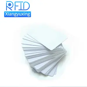 Kartu Plastik Kosong/CMYK Cetak ISO 15693 RFID 13.56Mhz NFC PVC/Kartu PET