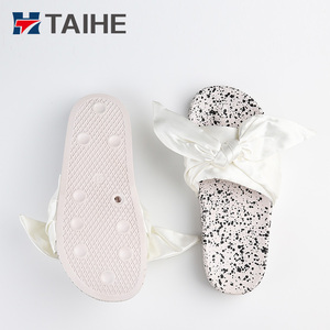 <span class=keywords><strong>Ciabatte</strong></span> e Sandali da Donna alla Moda in PVC, <span class=keywords><strong>Ciabatte</strong></span> Femminili Popolari - Product Image 2