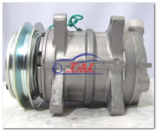 Isuzu Forward Compressor with Clutch 506011-7571 1-83532-287-1