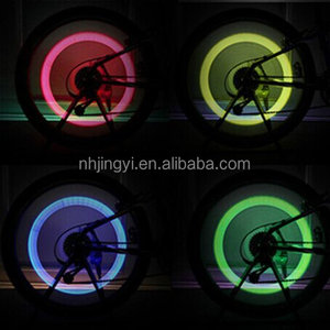 Luz LED para Ruedas <span class=keywords><strong>de</strong></span> Bicicleta y Motocicleta, <span class=keywords><strong>de</strong></span> Plástico ABS Impermeable, con Alimentación por Batería, para Montar al Aire Libre, para Cuadro, Tija <span class=keywords><strong>de</strong></span> Sillín, 3 Moldes - Product Image 4