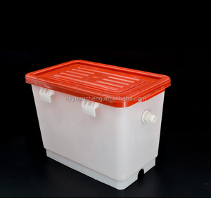 Usine vente directe automatique régulateur de pression de l'<span class=keywords><strong>eau</strong></span> de volaille et réservoir <span class=keywords><strong>d</strong></span>'<span class=keywords><strong>eau</strong></span> - Product Image 1