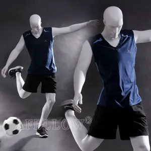 Sporting calcio maschile mannequin in vendita