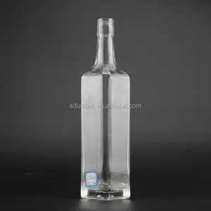 750毫升方形玻璃烈酒酒瓶，带ROPP螺旋盖金属铝伏特加酒瓶