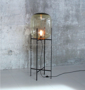 Lampada da Terra Decorativa in Vetro Oda, Grande Lampada da Terra Unica in Vetro - Product Image 3