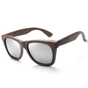 Gafas <span class=keywords><strong>de</strong></span> sol con logotipo personalizado <span class=keywords><strong>para</strong></span> hombre y mujer, lentes polarizadas <span class=keywords><strong>de</strong></span> madera negra, OEM <span class=keywords><strong>de</strong></span> fábrica - Product Image 5