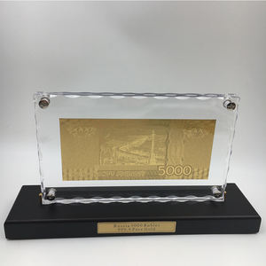 Vente flash, billet de banque russe de 5000 <span class=keywords><strong>roubles</strong></span>, nouveau design doré, populaire, avec cadre en acrylique haut de gamme pour cadeaux souvenirs bancaires - Product Image 3