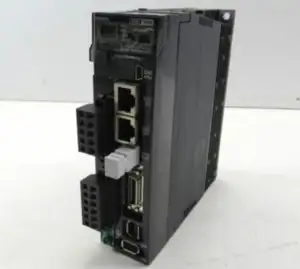 Omron R88D-KN01H-ECT 100W AC Servo Drive Với EtherCAT Thông Tin Liên Lạc R88D-KN01H-ECT-Z Duy Nhất-Giai Đoạn/Ba-Giai Đoạn 200VAC