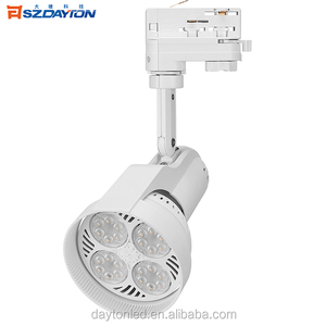 ETL DLC الولايات المتحدة القياسية <span class=keywords><strong>LED</strong></span> PAR30 الأضواء 35W 3500LM 6500K 25D أبيض دافئ/يوم إضاءة بيضاء لمبة