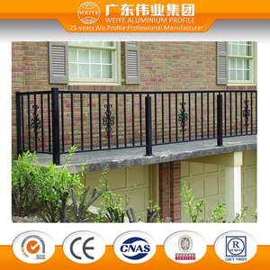 Balustrades et mains courantes de qualité supérieure avec système élégant de garde-corps en verre - Product Image 3