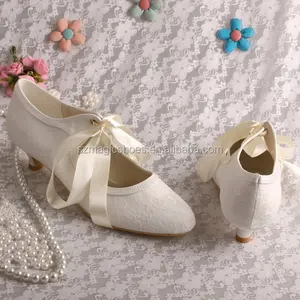 Tùy chỉnh gót thấp Mary Jane Bridal giày với Ribbon