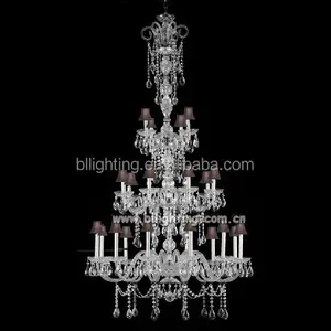 Candelabro de cristal decorativo moderno, candelabro de iluminación de cristal cromado con decoración de cristal transparente para venta al por mayor