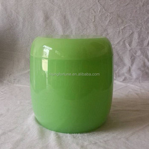 โกศใส่เถ้าเผาหินเทียมขัดเงาสีเขียวบริสุทธิ์แบบกำหนดเอง - Product Image 3