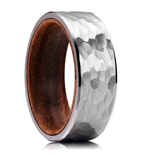 แหวนทังสเตน,แหวนใส่ด้านในทำจากไม้แข็งแรงสีดำสีน้ำเงิน