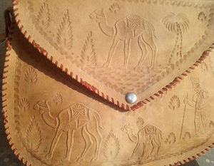 LOWELLCRAFT Sac à main bandoulière en coton fait main pour femme, couleur camel, avec fermoir à fermoirs, forme coquille, durable - Product Image 4