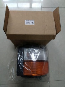 Pièces de carrosserie de <span class=keywords><strong>camion</strong></span> de bonne qualité Cw520 FEU DE <span class=keywords><strong>COIN</strong></span> 215-1545 pour nissan ud - Product Image 4