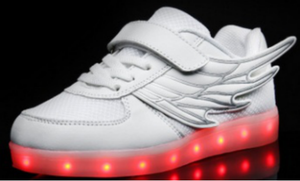 Zapatos con luces LED y alas para niños 2016 stock de calzado con luces infantil - Product Image 3