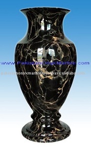 Macetas de mármol negras y doradas Jarrones de mármol elegantes - Product Image 1