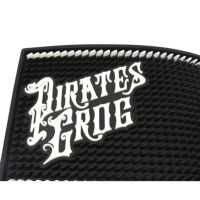 Tapis de bar noir en néoprène 3D souple antidérapant pour Jack Daniel's et Jagermeister