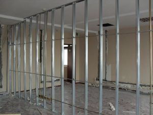 Оптовая продажа, оцинкованный профиль гипсокартона, металлические стойки, перегородки, углы стены