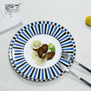 Grande Piatto Piatto per Tacchino / Moderno Piatto da Portata per Ristorante con Logo - Product Image 1