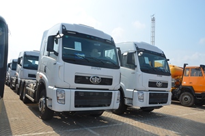6*4 FAW <span class=keywords><strong>Prime</strong></span> <span class=keywords><strong>Mover</strong></span> 10 Wheel FAW Тракторная головка 351-450HP FAW тракторный грузовик - Product Image 3