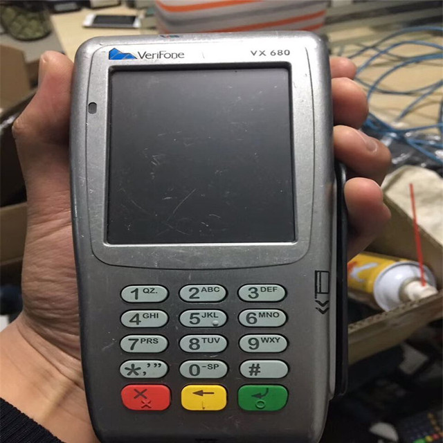 verifone VX680 WIFI GPRS CTLS pos machine used