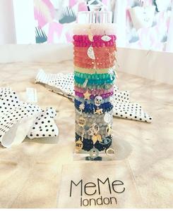 Customized Logo <strong>Clear</strong> <strong>Acrylic</strong> Vertical Jewelry Bracelet <strong>Stand</strong> <strong>Display</strong>, Perspex <strong>Acrylic</strong> Bracelet Holder - Product Image 5