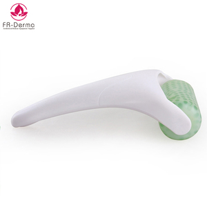 Appareil de thérapie contre le froid, en plastique, en acier inoxydable, soins du visage, Derma, rouleau de glace, masseur pour lifting du visage, 1 pièce - Product Image 5