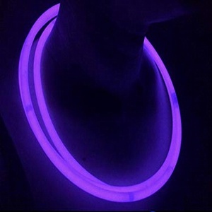 Collar de varillas luminosas de colores mezclados de 22 pulgadas para suministros de fiesta festivales raves cumpleaños boda collares luminosos - Product Image 3