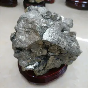 黄铁矿原始粗糙宝石-强大的保护石