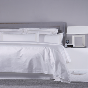 Set di <span class=keywords><strong>Biancheria</strong></span> da Letto di Alta Qualità 400TC Ecologico Personalizzabile <span class=keywords><strong>per</strong></span> Casa e Hotel con Righe Sottili Guangdong Eliya Hotel Linen - Product Image 3