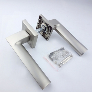 Nhà Máy Sản Xuất Giá Hợp Kim Kẽm Nội Thất Đòn Bẩy Trên Quảng Trường Tùy Chỉnh Cửa Bên Trong Xử Lý Ổ Khóa Với Escutcheon - Product Image 5