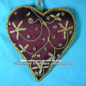 Regalos Navideños Antiguos y Elegantes - Product Image 1