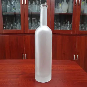 Kokos wodka glas schnaps weiß flasche matt 750 ml kork kappen