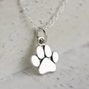 Mode New Design Silber Mini Anhänger Halskette, Dog Paw Charm Halskette Halsbänder, kleine und süße Tiers chmuck Halskette Kette