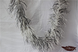 <span class=keywords><strong>Plumas</strong></span> artesanales 72 "2 Capas <span class=keywords><strong>de</strong></span> Blanco/Negro Mix <span class=keywords><strong>Boas</strong></span> <span class=keywords><strong>de</strong></span> <span class=keywords><strong>Plumas</strong></span> <span class=keywords><strong>de</strong></span> Avestruz - Product Image 1