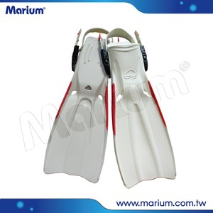 Aletas de Goma para Pies Completos con Hebillas de Liberación Rápida para Natación y Buceo - Product Image 1