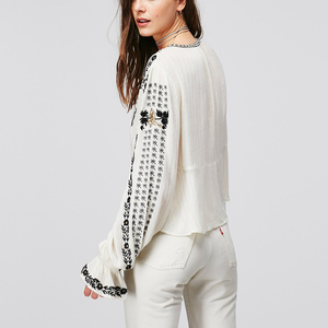 Autunno tunica per donna a manica lunga Top in cotone lino con motivo floreale ricamato a pieghe Boho ufficio <span class=keywords><strong>camicette</strong></span> Casual - Product Image 2