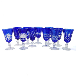 Copa <span class=keywords><strong>de</strong></span> Vino <span class=keywords><strong>de</strong></span> Cristal Grabada a Mano con Tallo Largo, Logotipo Personalizado, para Fiestas, Bodas, Hoteles, Venta al Por Mayor <span class=keywords><strong>de</strong></span> Fábrica - Product Image 2