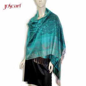 エチオピア民族風グリーンニットドバイヒジャブフラワーグレートスカーフ - Product Image 2