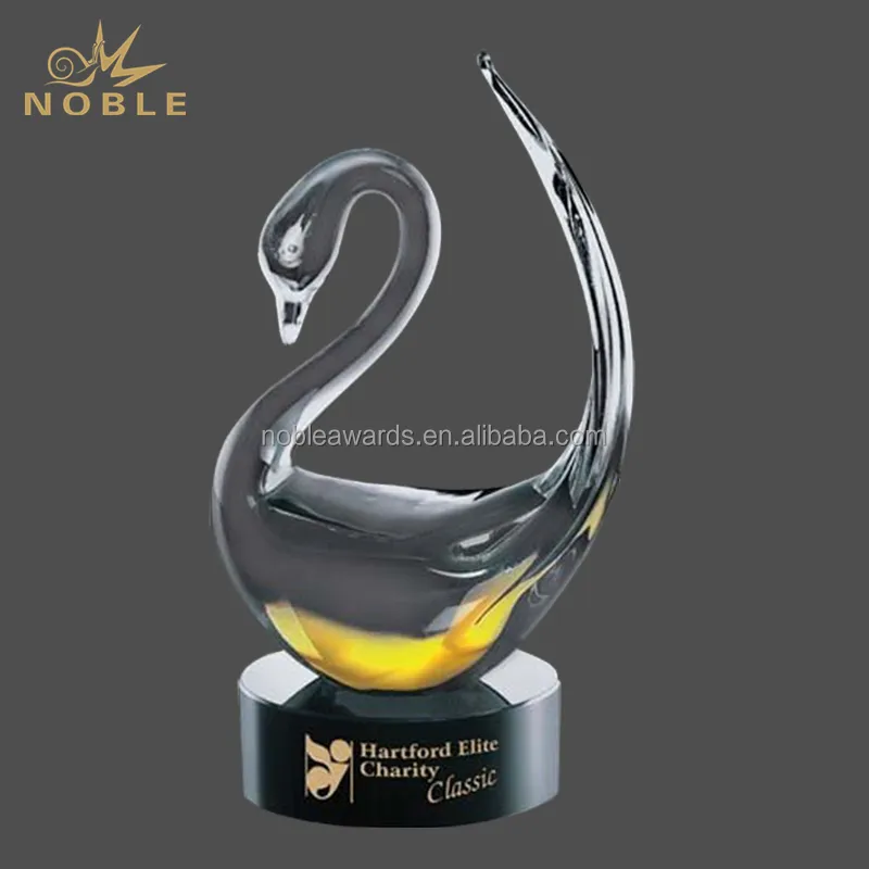Di alta Qualità Su Ordinazione Bella Swan Art Glass Premio Trofeo