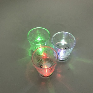 حار بيع أعلى جودة الهدايا الترويجية أدى ضوء وماض كوب معايرة زجاجي كأس - Product Image 5