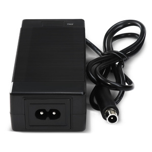 Cargador de patinete eléctrico de 42v, 2a, para modelos <span class=keywords><strong>365</strong></span> / ES1 / ES2 - Product Image 2