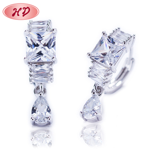 Personalizada de marca Corea imitación joyería Chapado en platino pendiente - Product Image 1