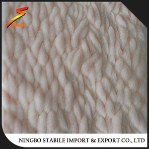 STABILE Ningbo chinchilla conejo de imitación de piel sintética tela - Product Image 2