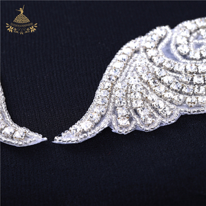 أجنحة الفراشة الخرز اليدوية البراقة بقع زين حجر الراين - Product Image 4