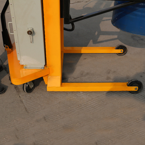 Chariot élévateur et gerbeur hydraulique Jichuan en gros avec une hauteur de levage maximale de 2500 mm pour fûts en plastique de 200 L et fûts d'huile de 55 gallons - Product Image 3