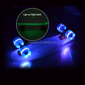 2017 nouveaux produits chauds en gros en plastique <span class=keywords><strong>flash</strong></span> grandes roues planche à roulettes bon marché - Product Image 4