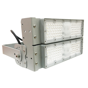 Faretto LED Professionale 400W in Alluminio Pressofuso per Illuminazione Stadio Sportivo, Modulo 6000K Luce Diurna IP20, Garanzia 5 Anni, CRI70 - Product Image 3